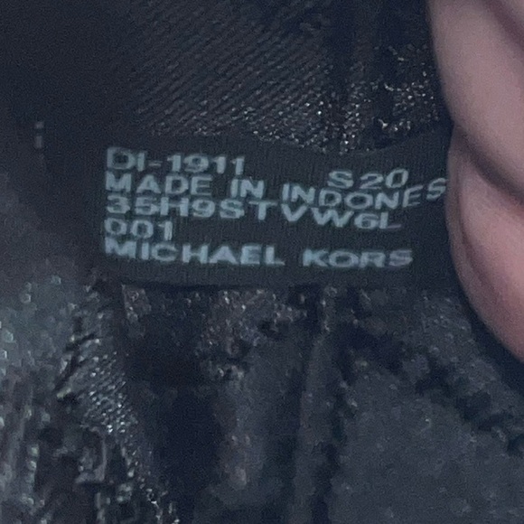 Michael Kors XL Zip Clutch Smooth Leather Signature Logo Checker Wristlet Black - Picture 6 of 12